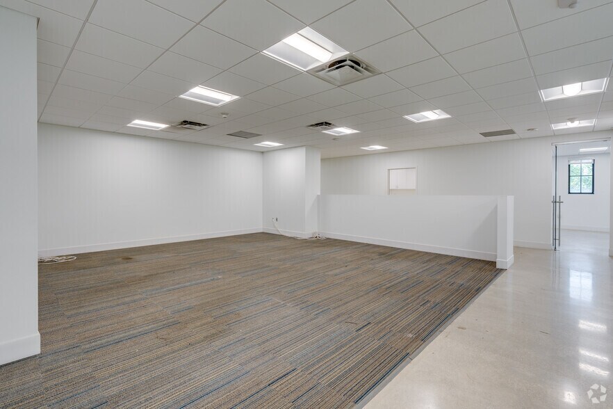 More Photos Of 6900 SW 80th St, Miami Medical For Sale