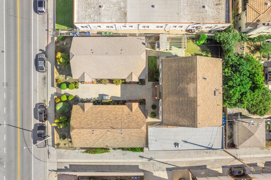 More Photos Of 963 W 9th St, San Pedro Apartments For Sale