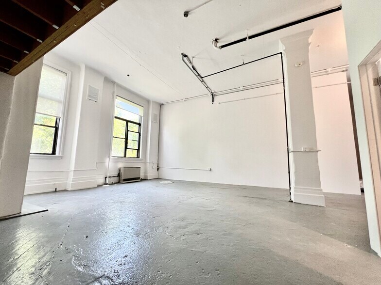 More Photos Of 51-55 Nassau Ave, Brooklyn Loft Creative Space For Lease