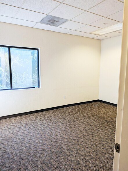 More Photos Of 4604 Scotts Valley Dr, Scotts Valley Loft Creative Space For Lease