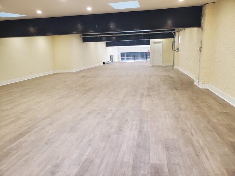 More Photos Of 996-1006 Atlantic Ave, Brooklyn Storefront Retail Residential For Lease