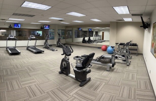 More Photos Of 1 Perimeter Park S, Birmingham Office For Lease