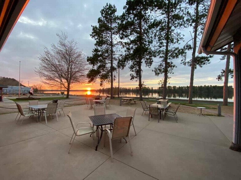 More Photos Of 1259 Anchor Landing Dr, Wisconsin Rapids Restaurant For Sale