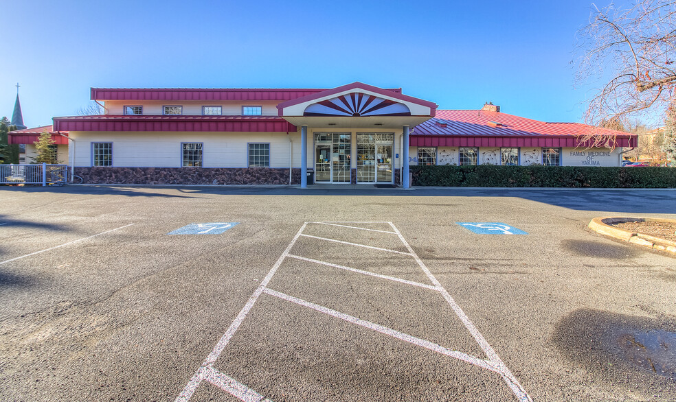 Primary Photo Of 504 N 40th Ave, Yakima Medical For Sale