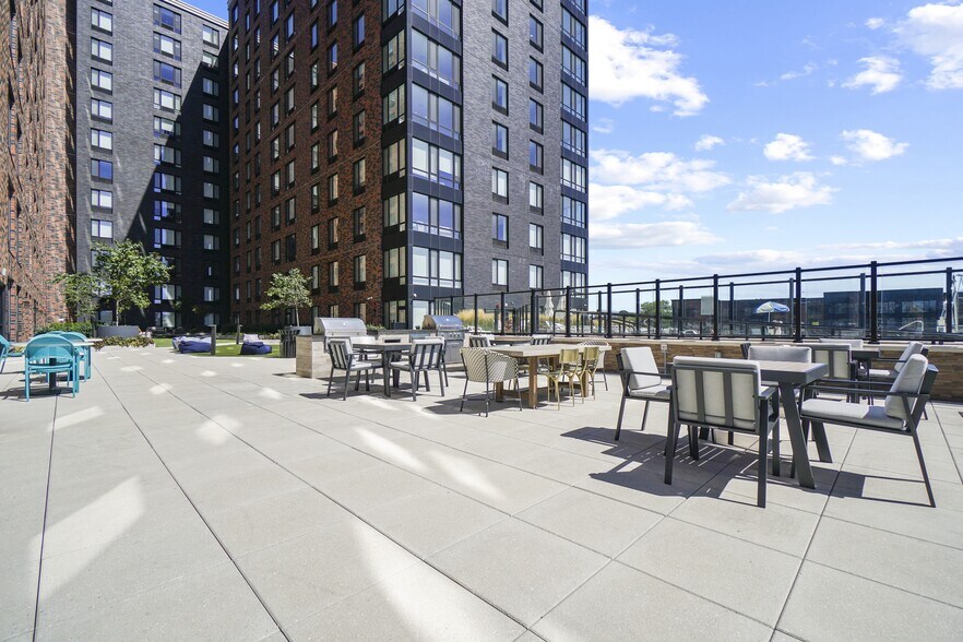 More Photos Of 150 Main St, Hackensack Apartments For Lease