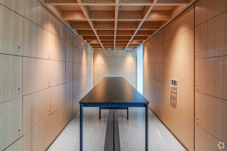 More Photos Of 1281 Hornby St, Vancouver Office Residential For Lease