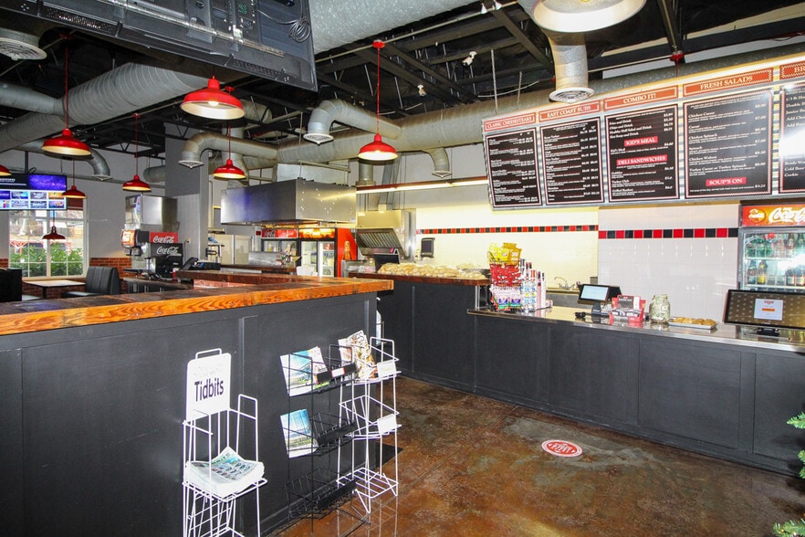 More Photos Of 2417 W Kennewick Ave, Kennewick Restaurant For Lease