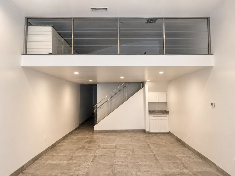 More Photos Of 226-228 Atlantic ave, Long Beach General Retail For Sale