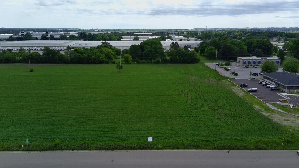 More Photos Of 623 Midland Rd, Janesville Land For Sale
