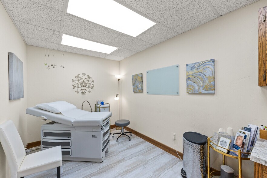 More Photos Of 1297 Burns Way, Kalispell Medical For Sale