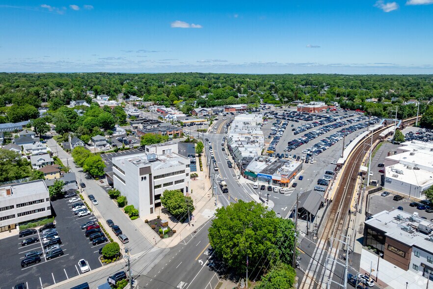 More Photos Of 50 Jackson Ave, Syosset Medical For Lease