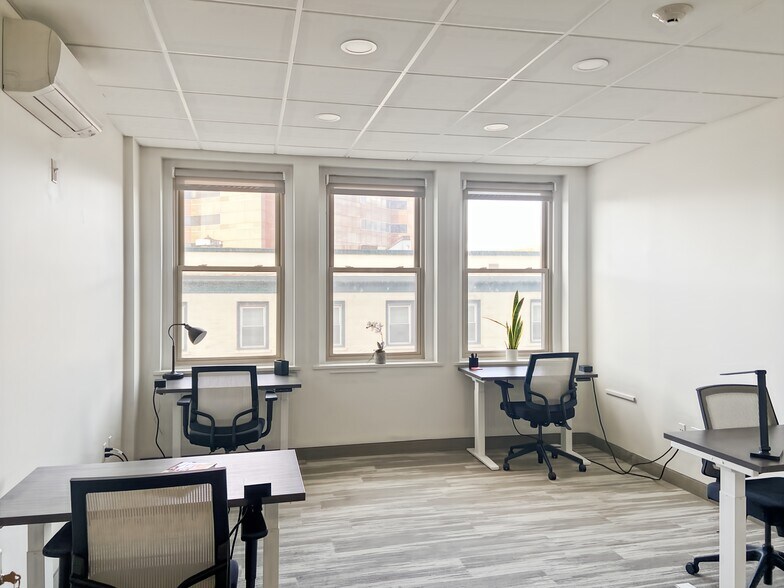 More Photos Of 1087 Elm St, Manchester Coworking Space