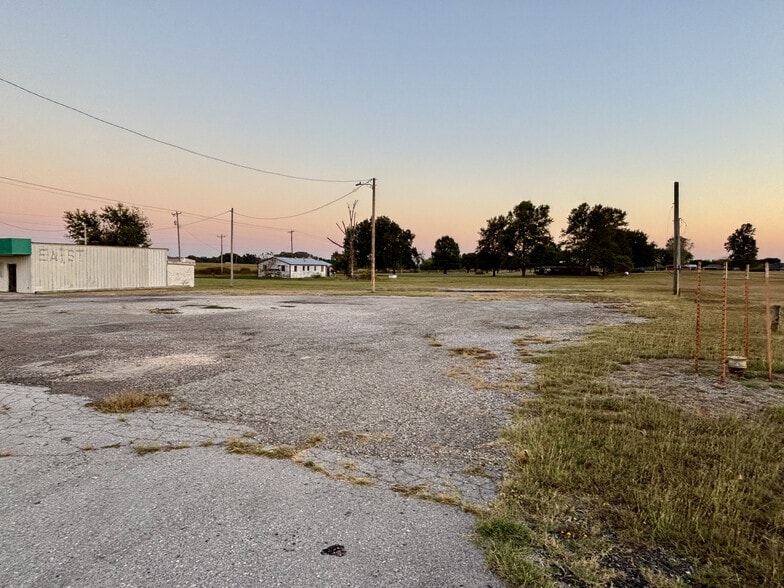 More Photos Of 8380 State Highway 39, Lexington Convenience Store For Sale
