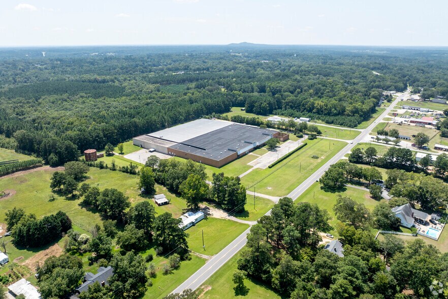 More Photos Of 1022 McCormick Hwy, Lincolnton Distribution For Sale