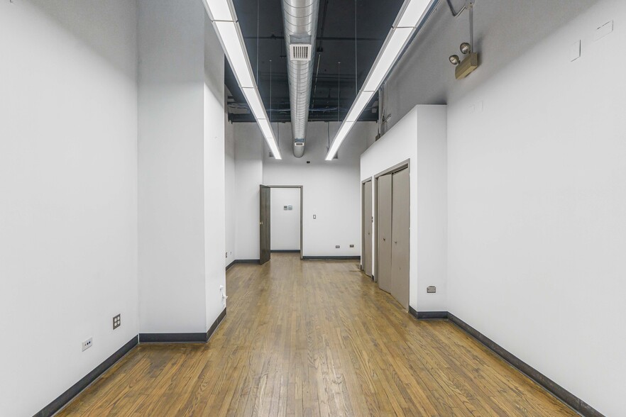 More Photos Of 161 W Harrison St, Chicago Apartments For Sale