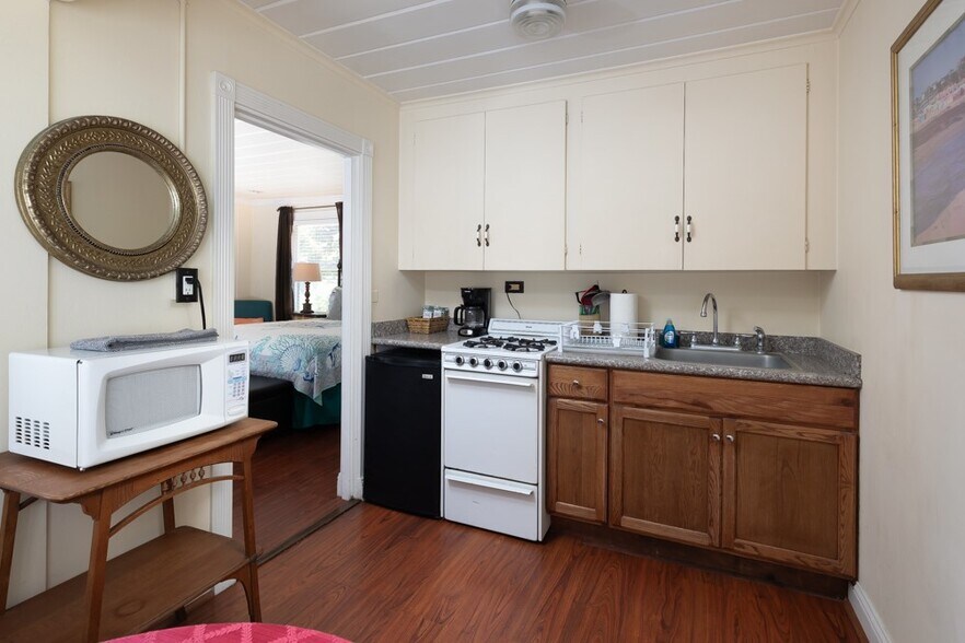 More Photos Of 620 El Salto Dr, Capitola Land For Sale