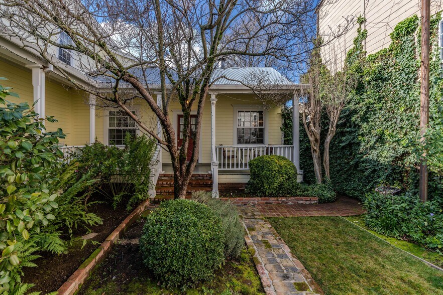 More Photos Of 77 Main St, Sutter Creek Hospitality For Sale