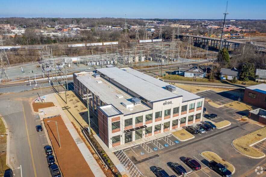 More Photos Of 2500 N Brevard St, Charlotte Office For Lease
