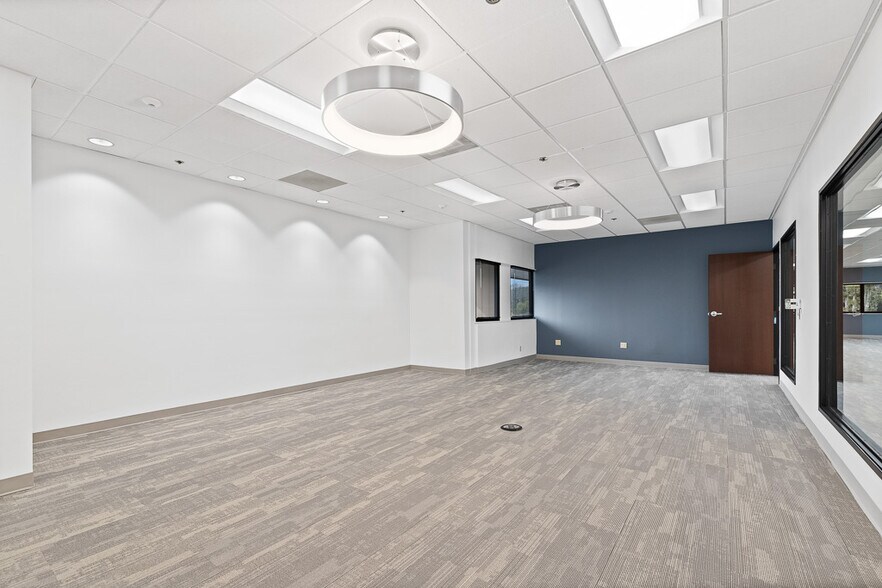 More Photos Of 17661-17671 Cowan, Irvine Office For Lease