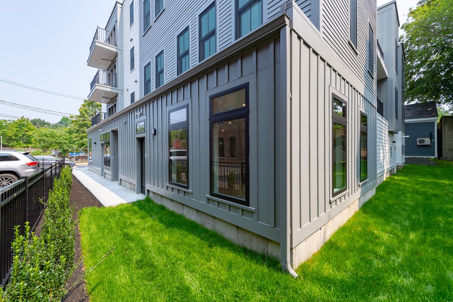 More Photos Of 114-120 Brookside Ave, Boston Apartments For Sale