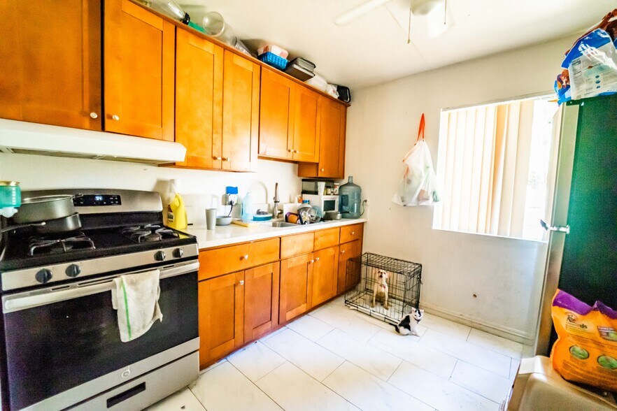 More Photos Of 9208 Harness St, Spring Valley Apartments For Sale