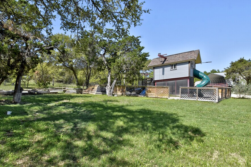 More Photos Of 1340 Hinch Dr, New Braunfels Apartments For Sale