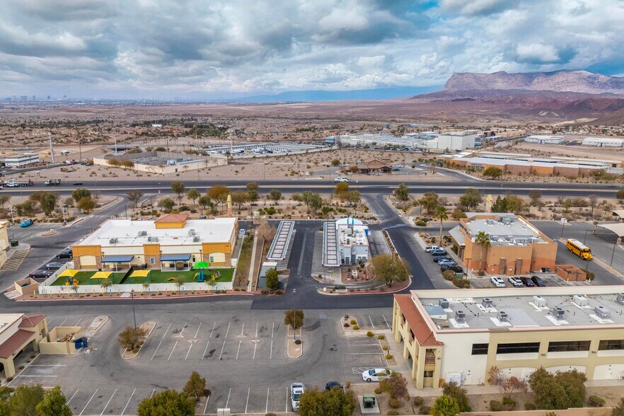 More Photos Of 1426 E Lake Mead Pky, Henderson Fast Food For Sale