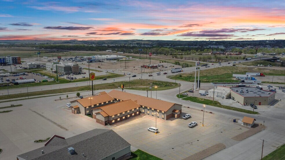 More Photos Of 500 E A St, Ogallala Hotel For Sale