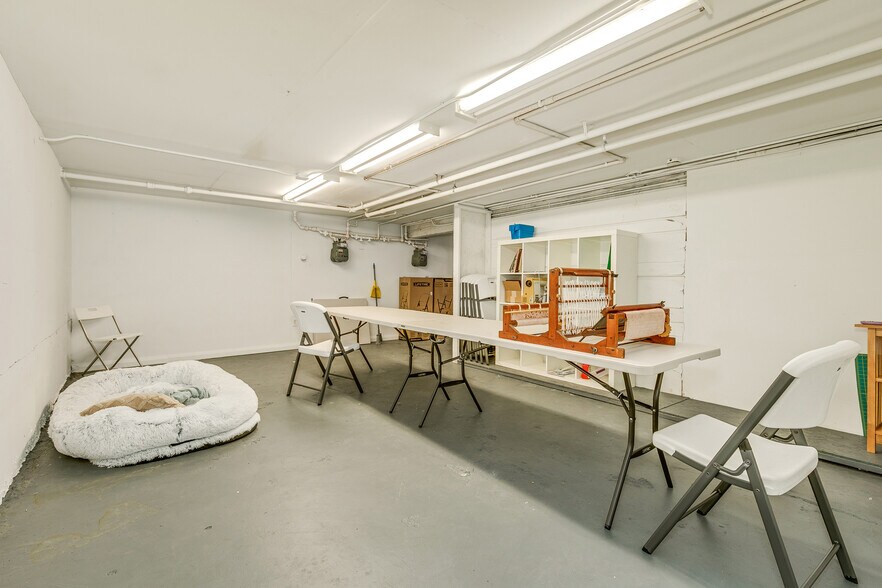 More Photos Of 609-611 N Dale St N, Saint Paul Storefront Retail Residential For Sale