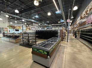 More Photos Of 832 W 63rd St, Chicago Supermarket For Lease