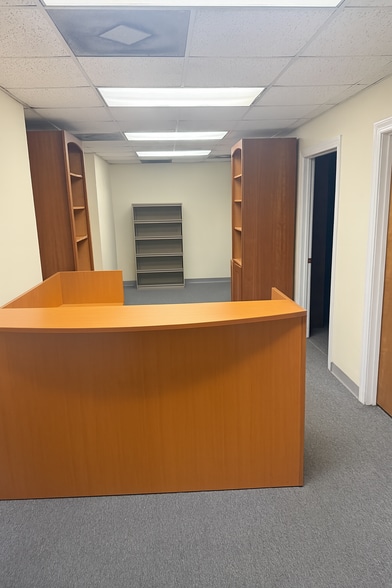 More Photos Of 120 Church Ave SW, Roanoke Office For Lease
