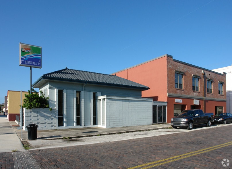 More Photos Of 107-109 W Commercial St, Sanford Loft Creative Space For Lease