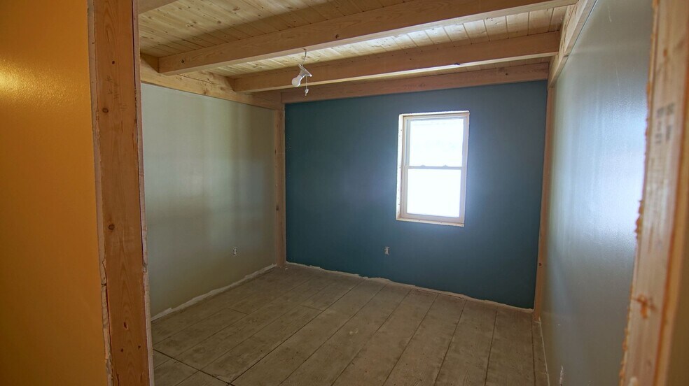 More Photos Of 2192 NY-8, Cold Brook Flex For Sale