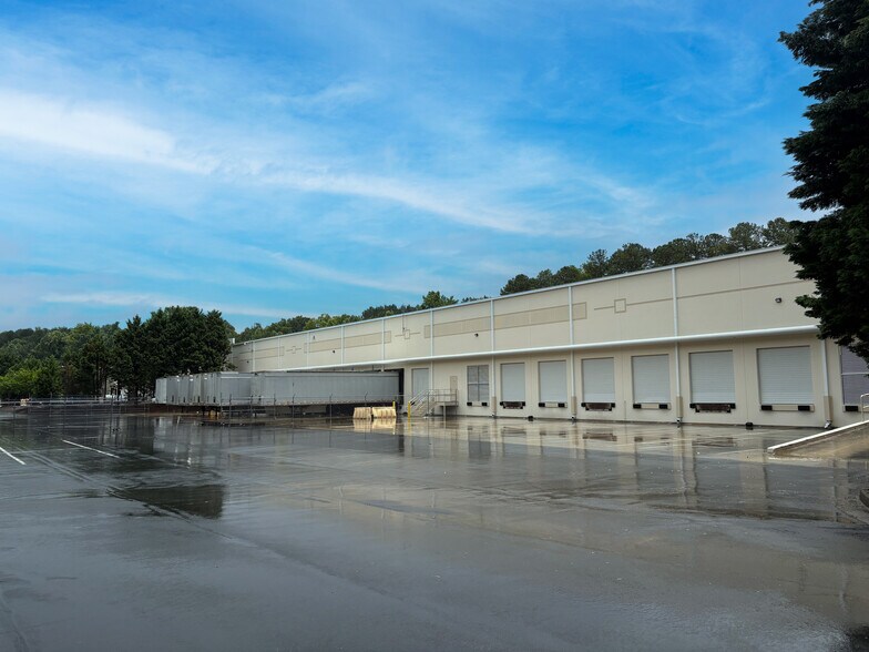 More Photos Of 1920 Shiloh Rd NW, Kennesaw Warehouse For Lease