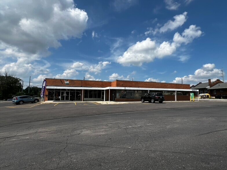 More Photos Of 114-116 E Auglaize St, Wapakoneta Unknown For Lease