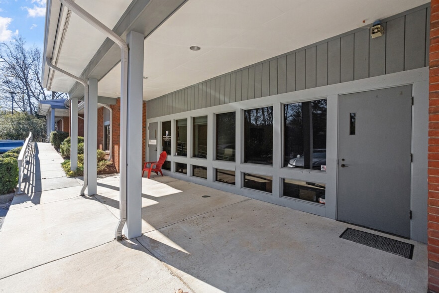 More Photos Of 3310 Croasdaile Dr, Durham Office For Sale