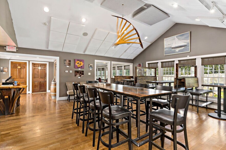 More Photos Of 115 Cow Hill Rd, Clinton Winery Vineyard For Sale