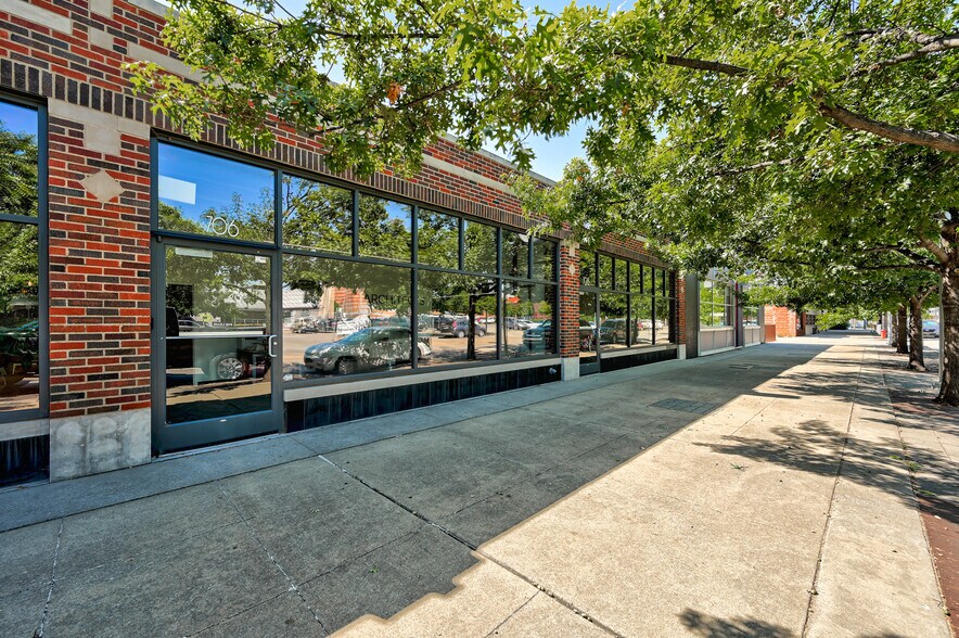 More Photos Of 706-708 W Sheridan Ave, Oklahoma City Office For Lease