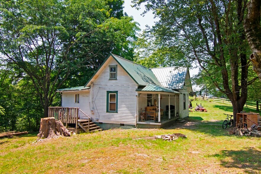 More Photos Of 211 Oscar White rd, Lansing Land For Sale