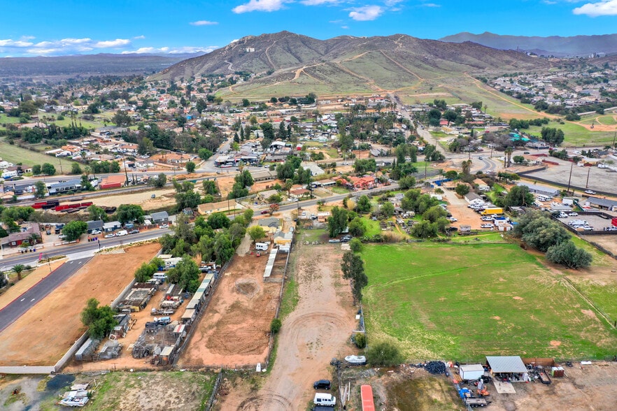 More Photos Of 7081 Valley Way, Jurupa Valley Specialty For Sale