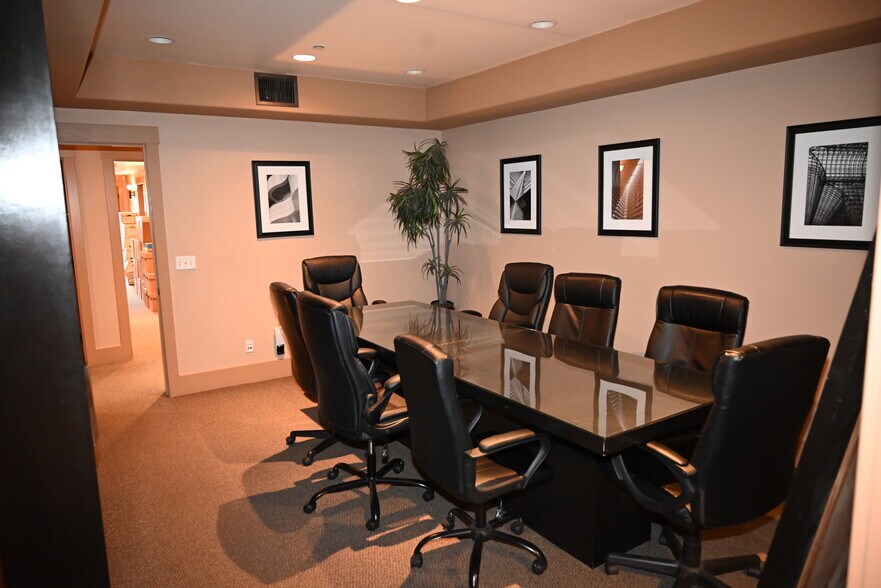 More Photos Of 139 E Olive Ave, Monrovia Office For Lease