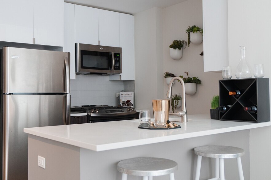 More Photos Of 57 Bank St, White Plains Apartments For Lease