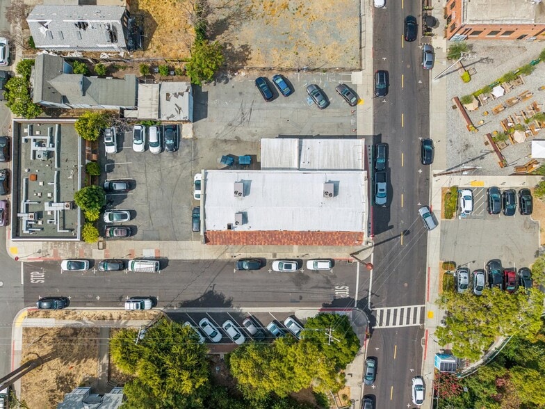 More Photos Of 636 Ward St, Martinez Theater Concert Hall For Sale