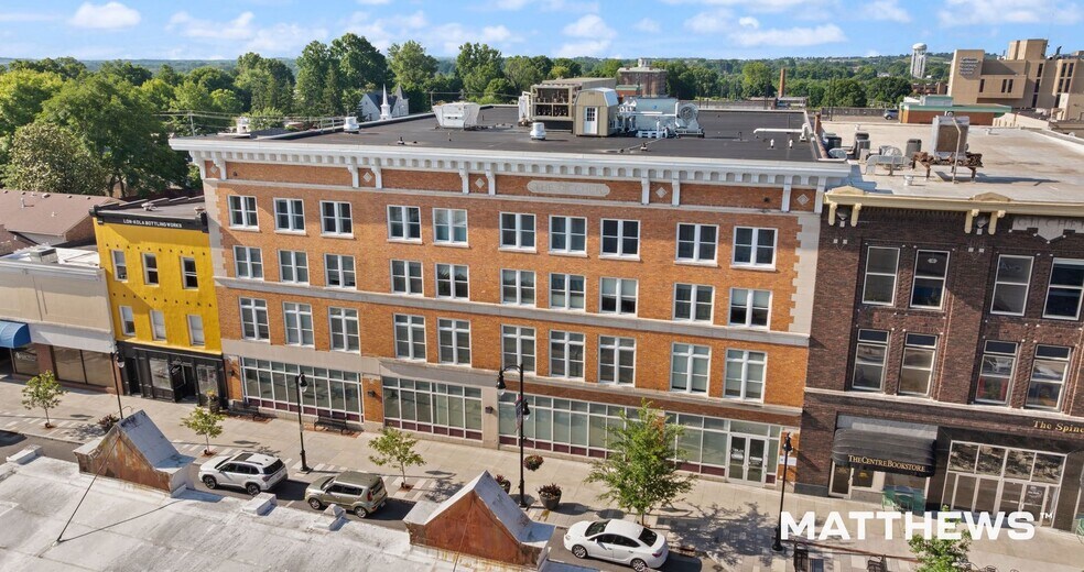 More Photos Of 230 W Main St, Danville Medical For Sale