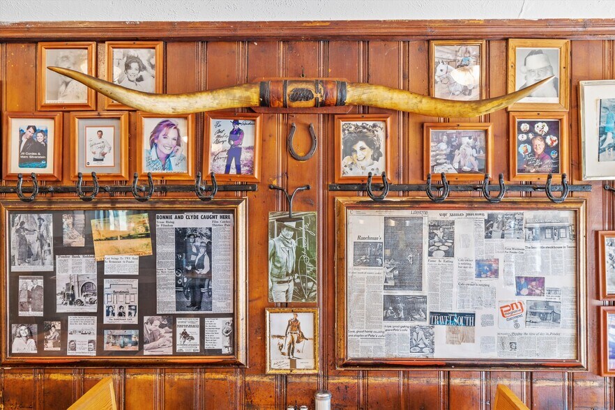 More Photos Of 110 W Bailey St, Ponder Restaurant For Sale