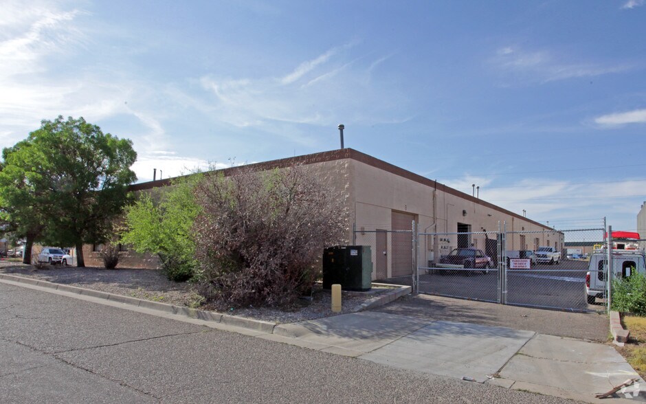 More Photos Of 8301 Washington St NW, Albuquerque Warehouse For Sale