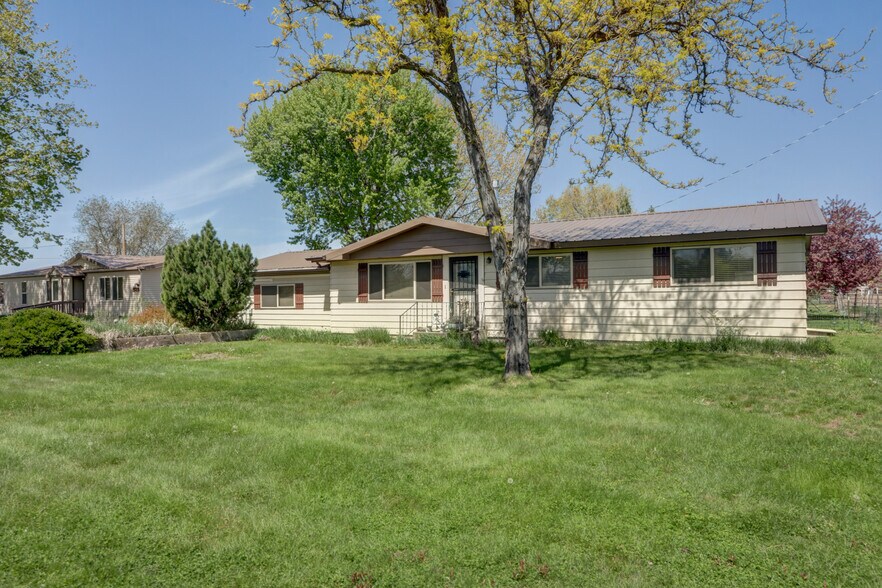 More Photos Of 340 W Highway 52, Emmett Land For Sale