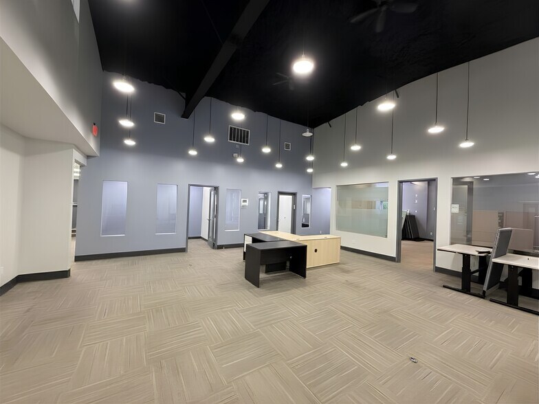 More Photos Of 24 Gilbert St Ext, Monroe General Retail For Lease