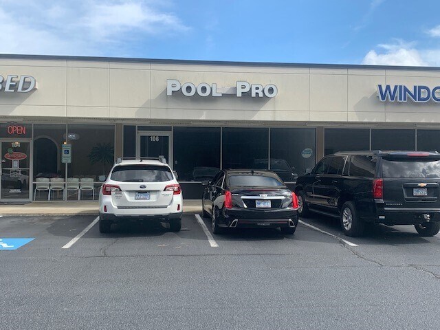 More Photos Of 2803 Evans St, Greenville Unknown For Lease