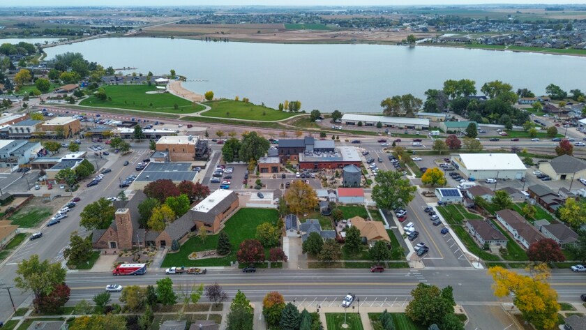 More Photos Of 301 Main St, Windsor Restaurant For Lease